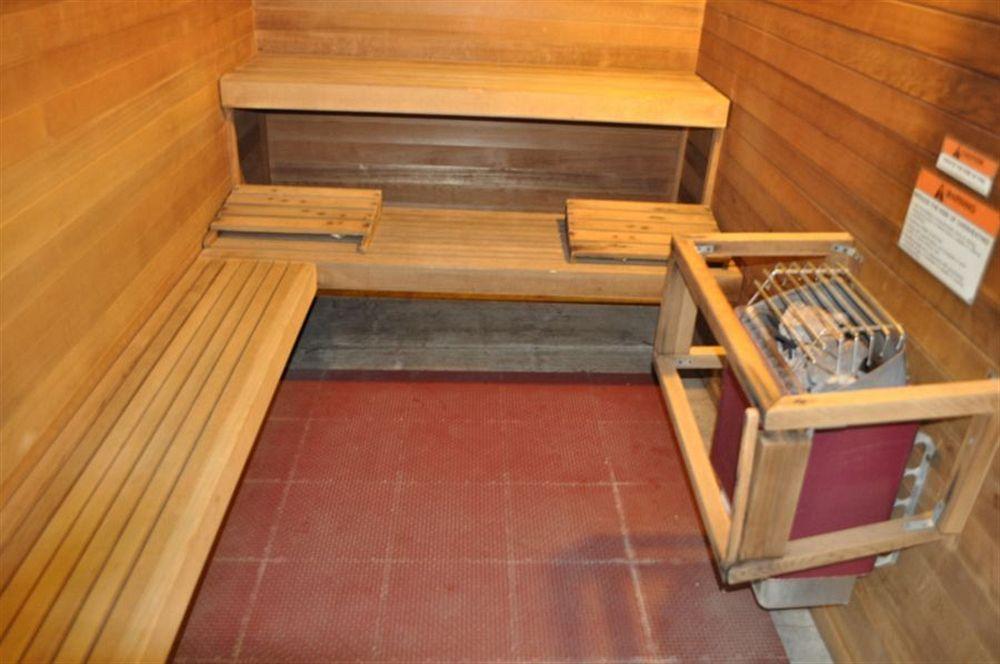 Portland Suites Airport East Fairview Ngoại thất bức ảnh