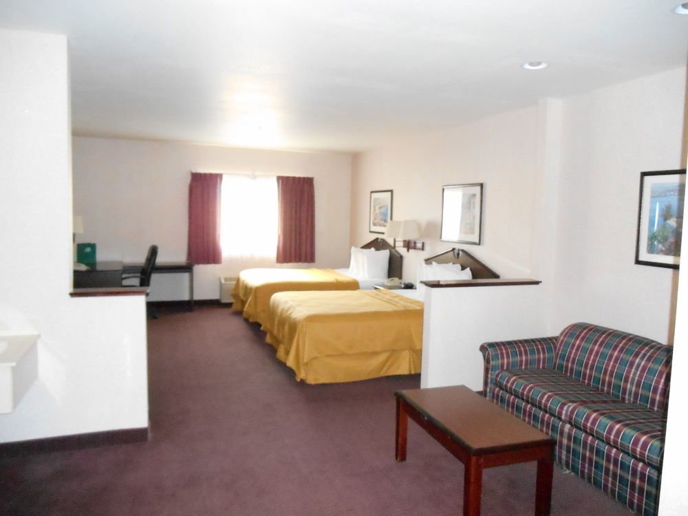 Portland Suites Airport East Fairview Ngoại thất bức ảnh