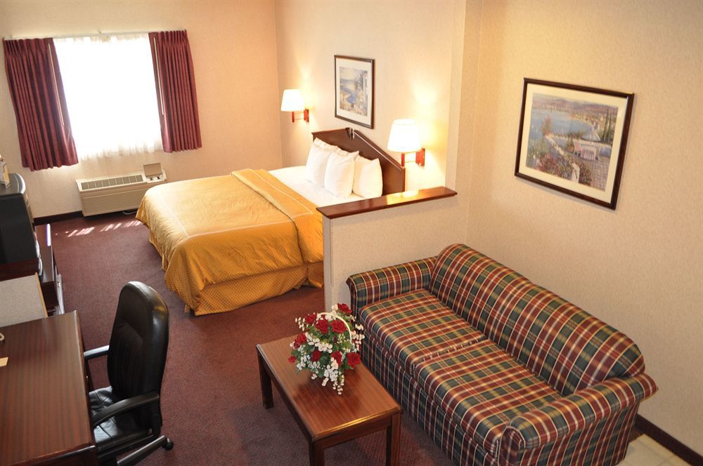 Portland Suites Airport East Fairview Ngoại thất bức ảnh