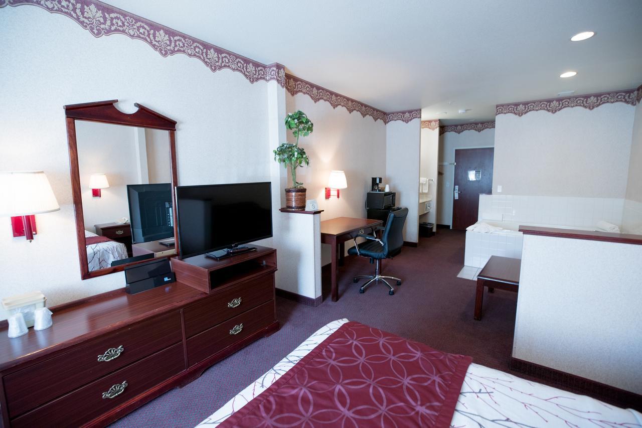 Portland Suites Airport East Fairview Ngoại thất bức ảnh