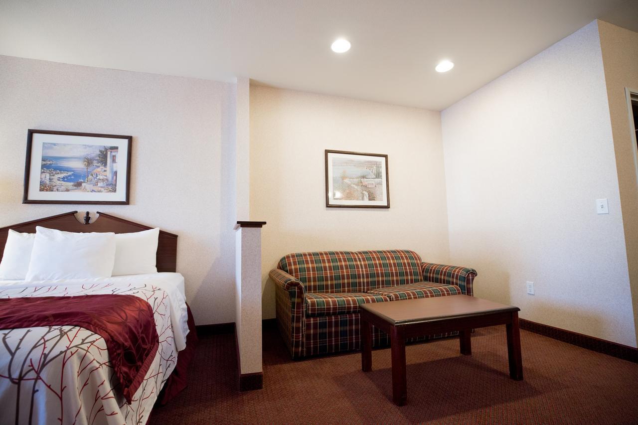 Portland Suites Airport East Fairview Ngoại thất bức ảnh