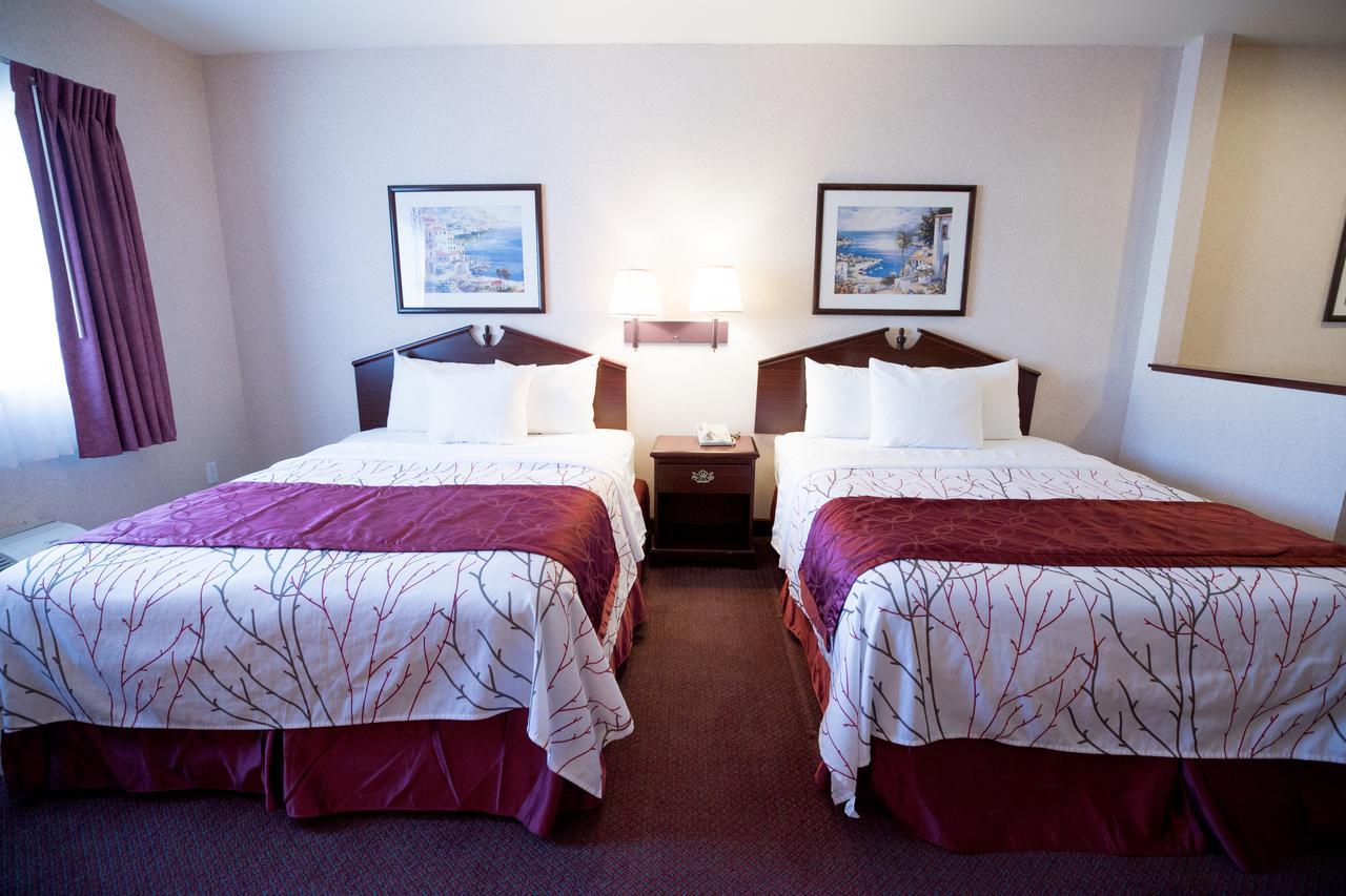Portland Suites Airport East Fairview Ngoại thất bức ảnh
