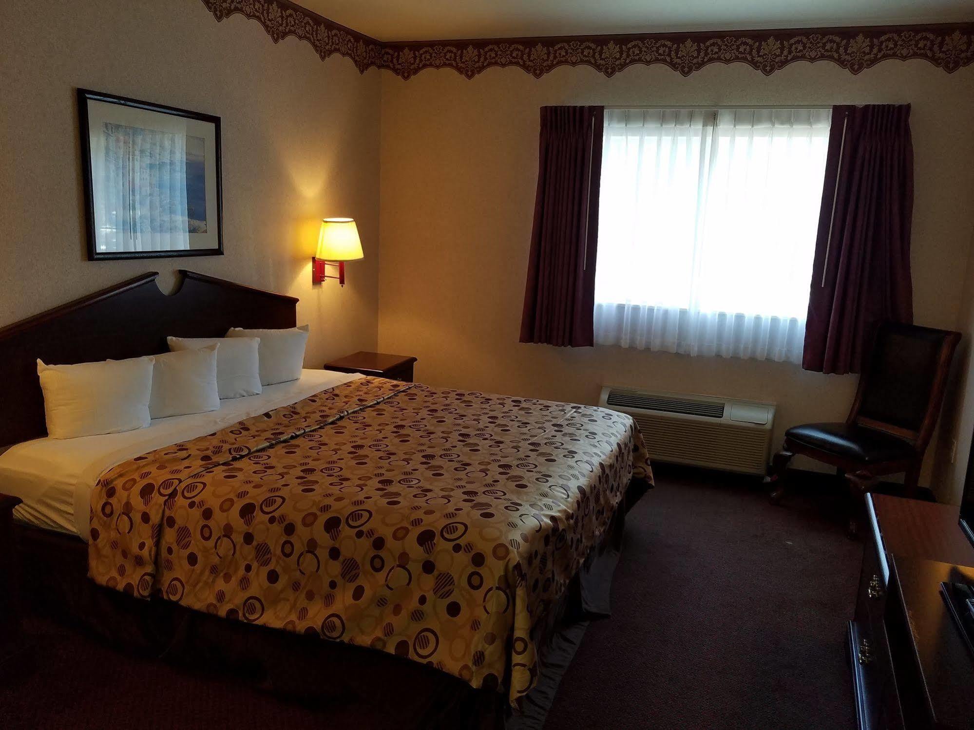 Portland Suites Airport East Fairview Ngoại thất bức ảnh