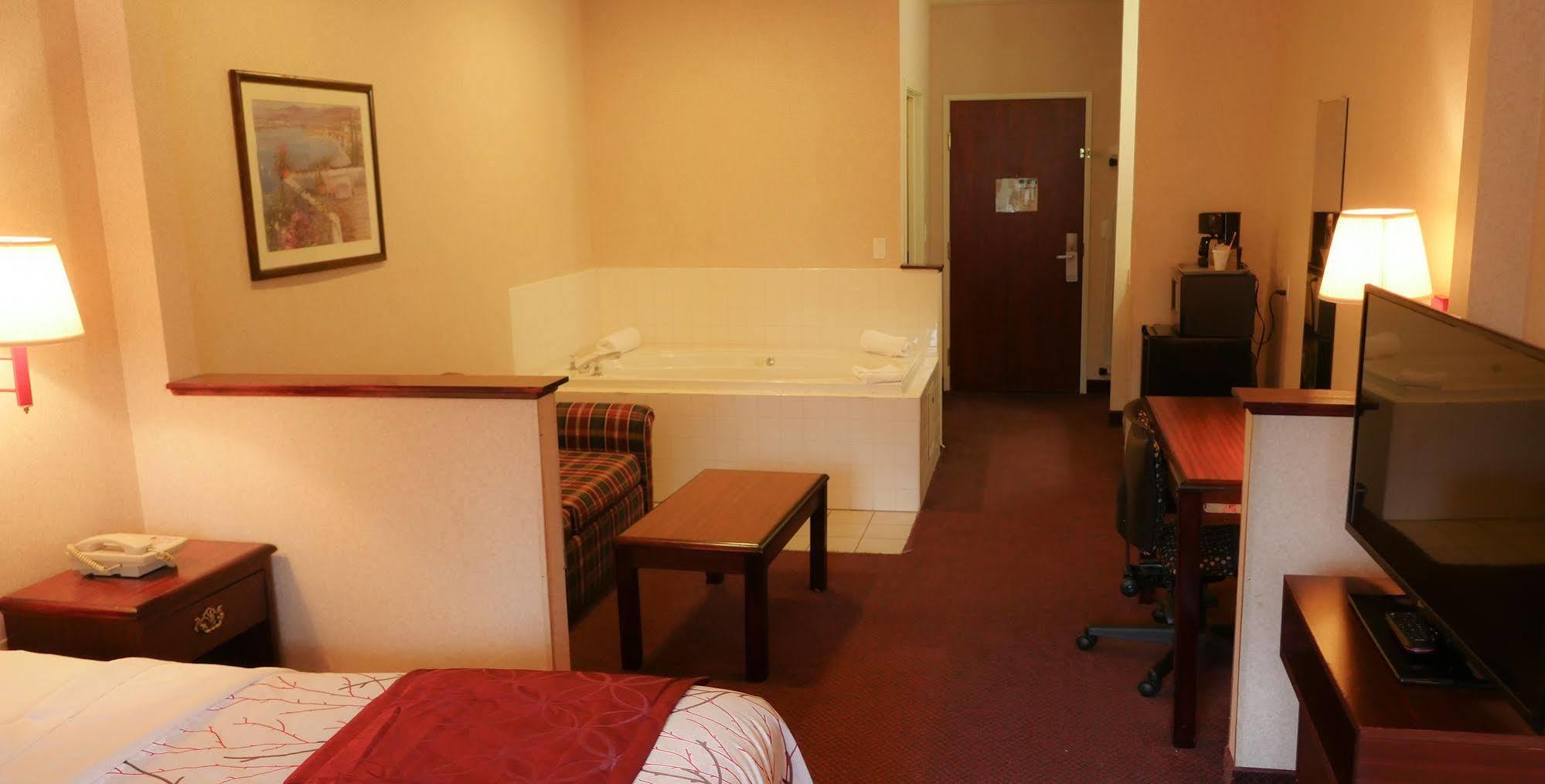 Portland Suites Airport East Fairview Ngoại thất bức ảnh